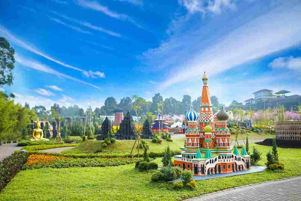 Gambar Foto Taman Miniatur Dunia Mini Mania Lembang